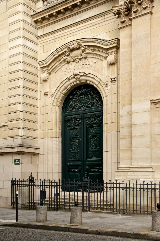 Ecole Nationale des Chartes entrée Sorbonne Paris