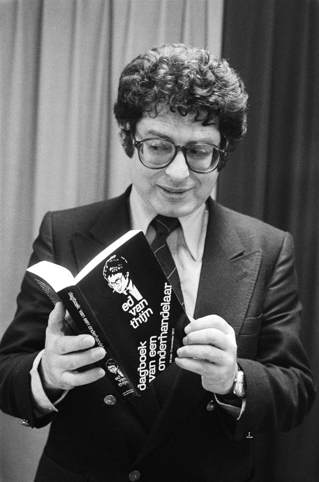 Ed van Thijn presenteert Dagboek van een onderhandelaar , verslag van kabinets, Bestanddeelnr 929-5778