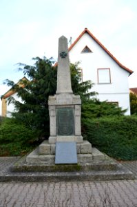 Eddersheim, Gefallenenendenkmal (2)