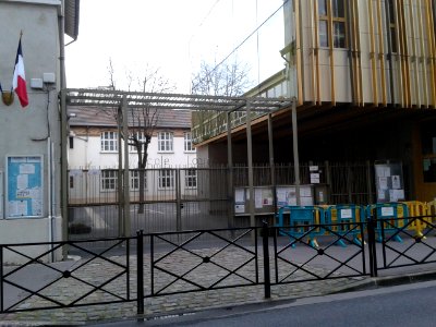 Ecole Les Logies, Courbevoie, France 02