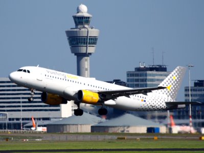 EC-KMI Vueling Airbus A320-216 - cn 3400 take-off at Schiphol (AMS - EHAM), The Netherlands, 16may2014, pic-1 photo