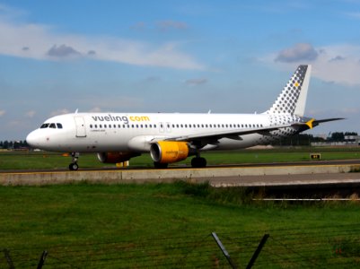 EC-HQJ Airbus A320-214 Iberia taxiing at Schiphol (AMS - EHAM), The Netherlands, 18may2014, pic-2