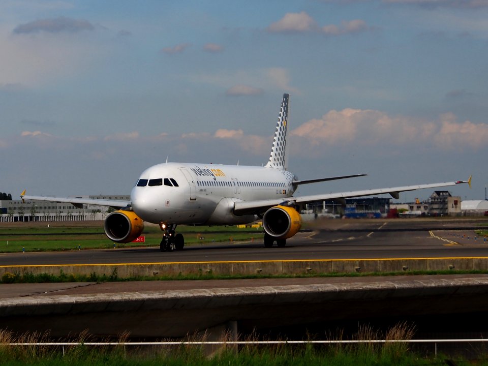 EC-HQJ Airbus A320-214 Iberia taxiing at Schiphol (AMS - EHAM), The Netherlands, 18may2014, pic-1