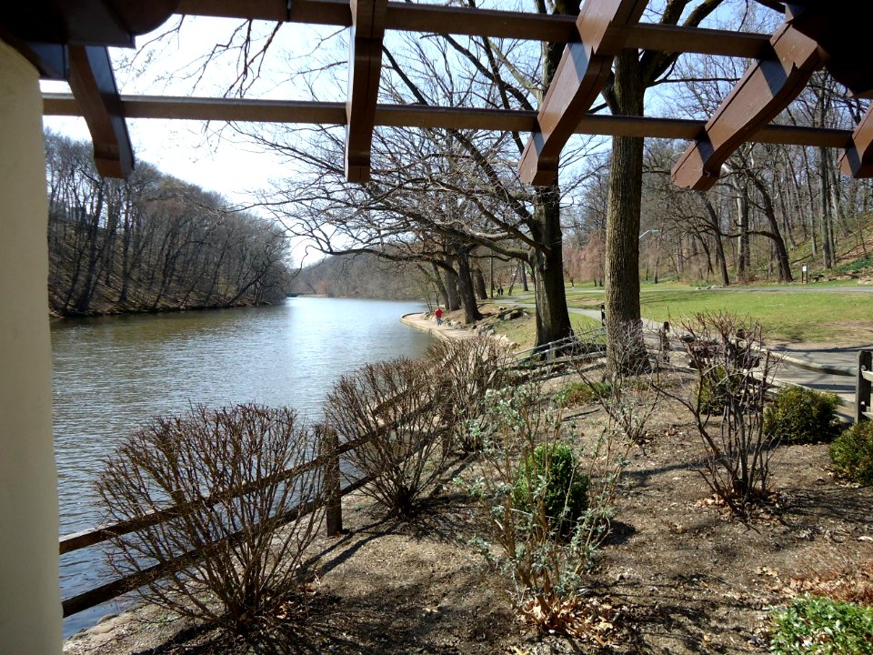 Echo Lake Park lake scene