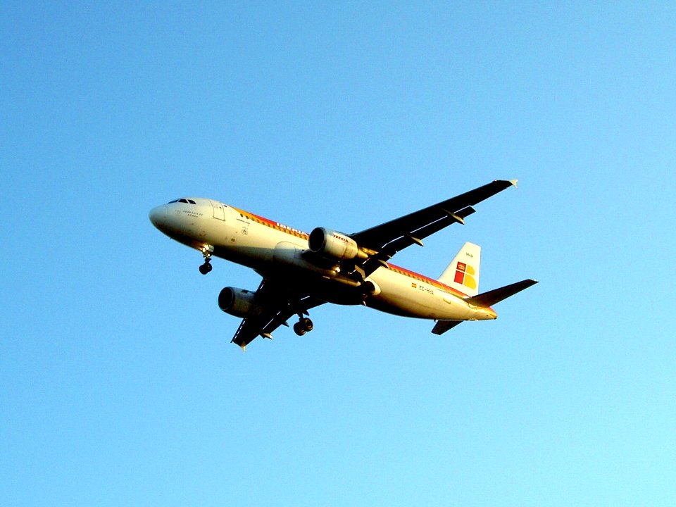 EC-HHA