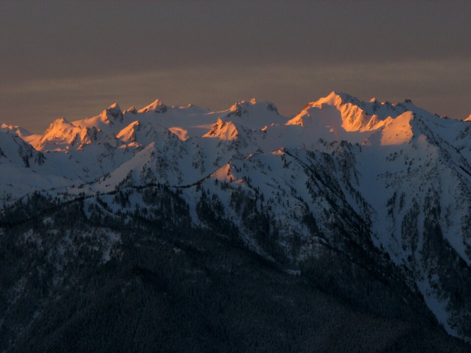 Snow peaks mount olympus