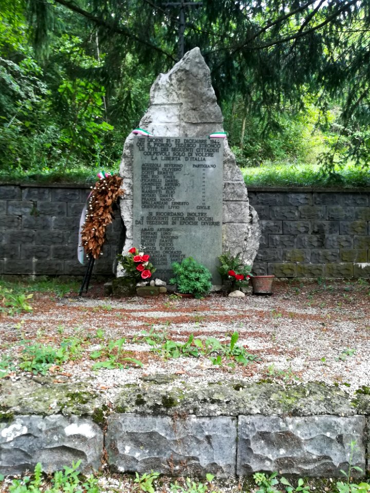 Eccidio di Vercallo 01
