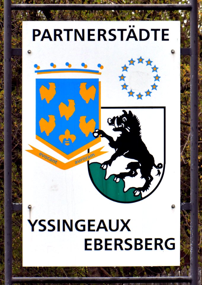 Ebersberg, Stadtpartnerschaft, 1