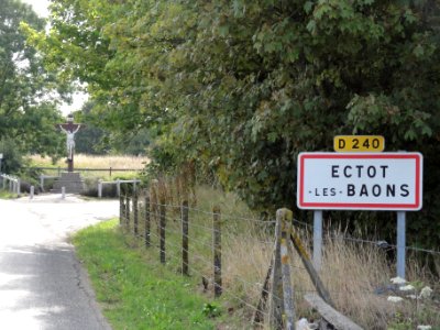 Ectot-lès-Baons (Seine-Mar.) entrée