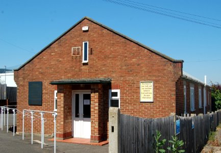 Ebenezer Baptist Chapel (former Brethren Meeting Room), Ponswood Road, Silverhill, St Leonards-on-Sea (June 2020) (2)