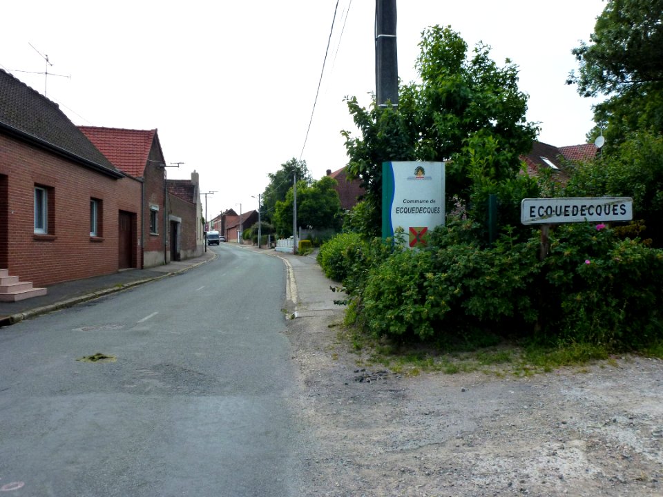 Ecquedecques (Pas-de-Calais, Fr) city limit sign