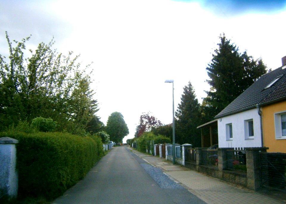 EbenrotsteigInKarow-O