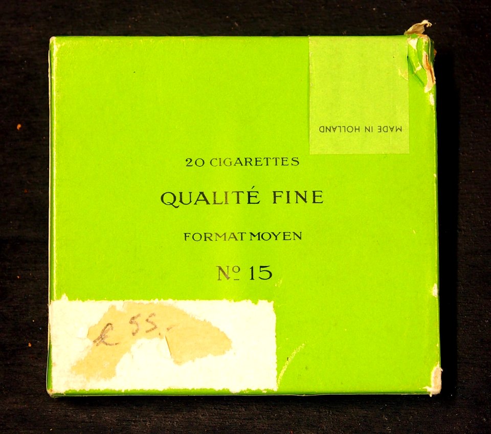 Ed Laurens Le Khedive cigarettes green case back