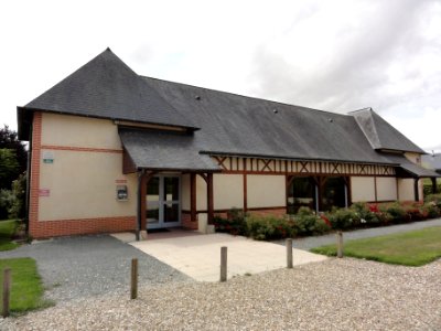 Ectot-l'Auber (Seine-Mar.) salle polyvalente