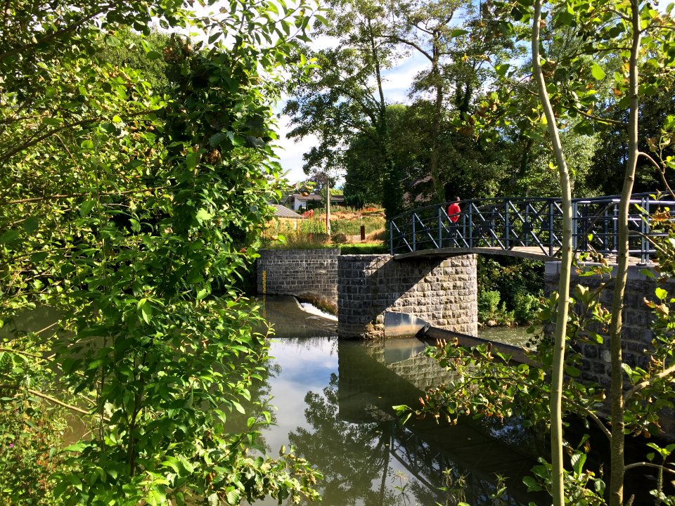 Eau d'heure à Ham-sur-Heure 01