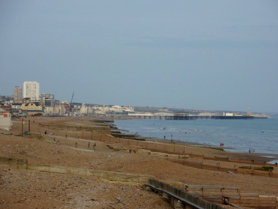 Eastward view along Beach towards Brighton from Western Esplanade, Hove (August 2013) (1)