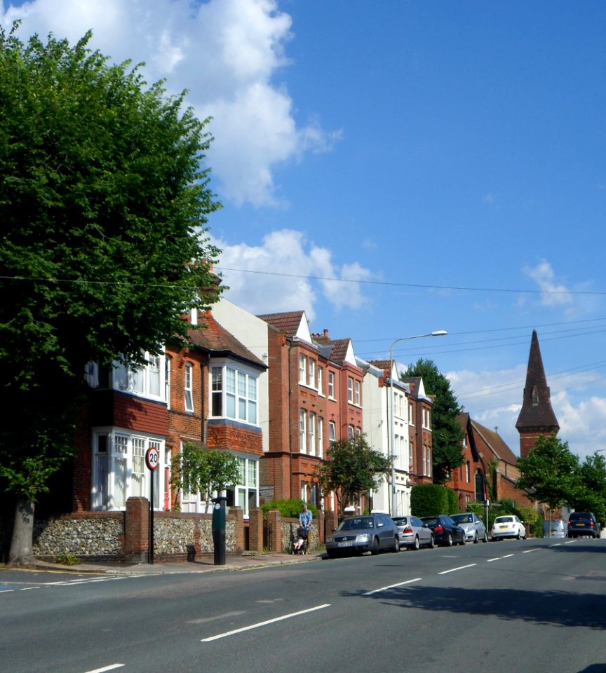 Eastward view along Old Shoreham Road, Prestonville, Brighton (August 2013)