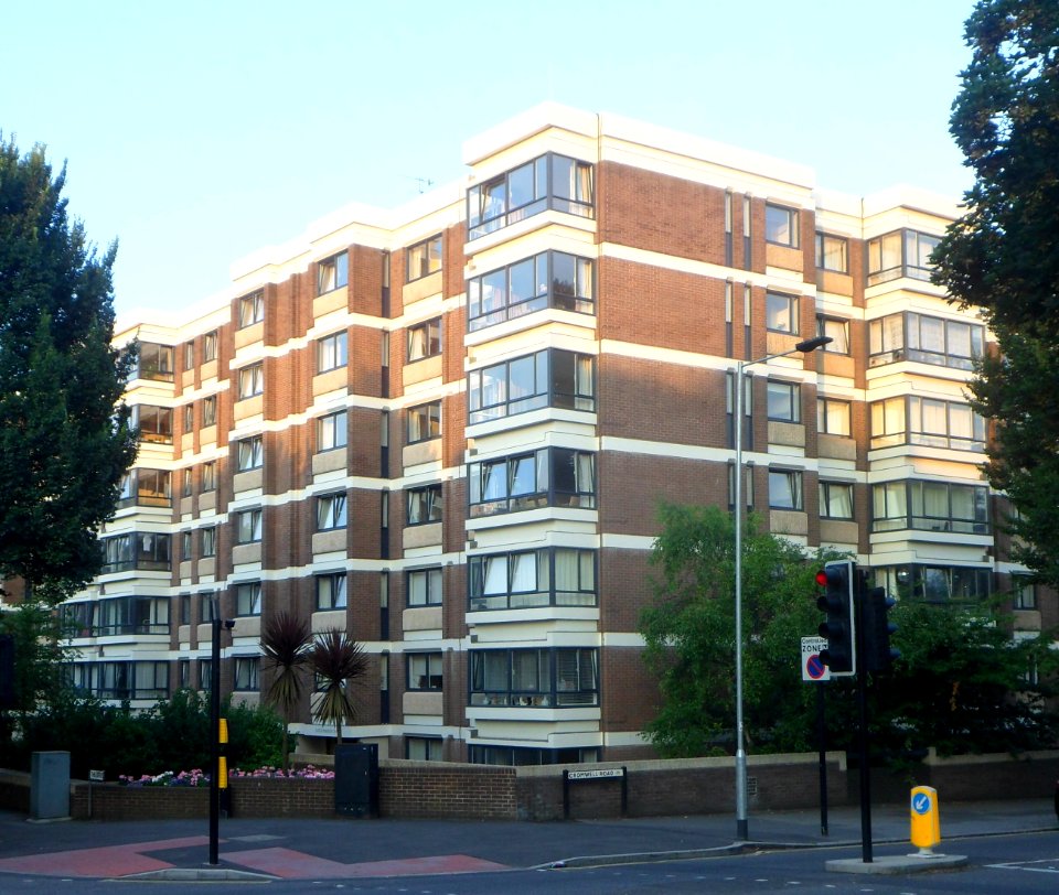 Eaton Manor, Eaton Gardens, Hove (July 2014)