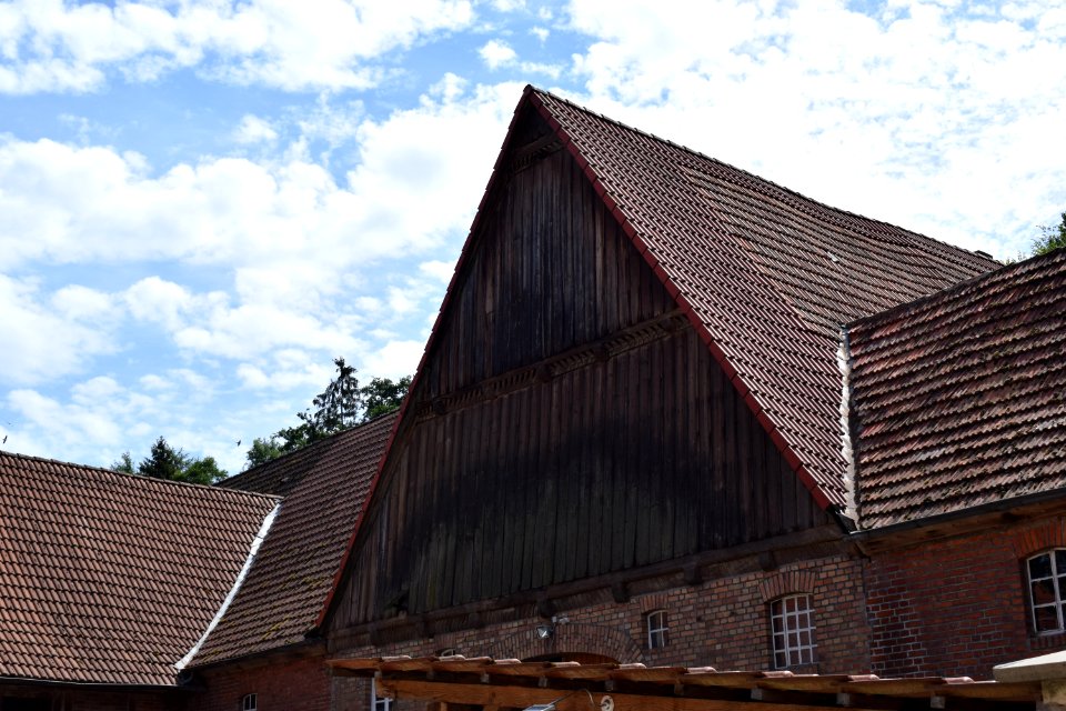 Ebbinghausen - Kirkwirg 3 - Giebeldreieck am Haupthaus