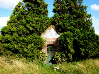 Ebblinghem (Nord, Fr) oratoire Notre-Dame, D55