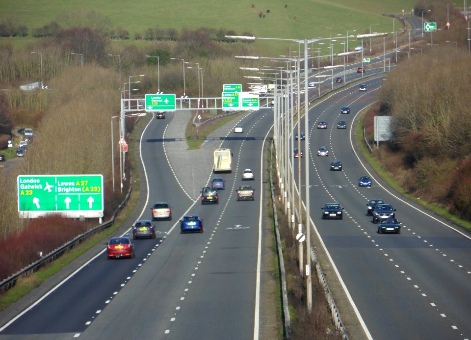 Eastward view along A27 Brighton Bypass at Waterhall (February 2014) (1)