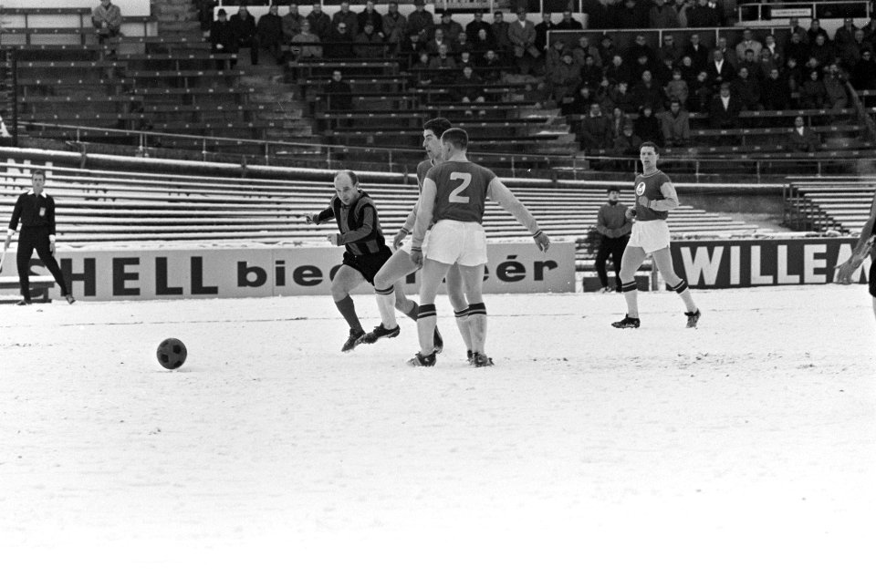 DWS tegen Go Ahead , spelmomenten, Bestanddeelnr 919-9546