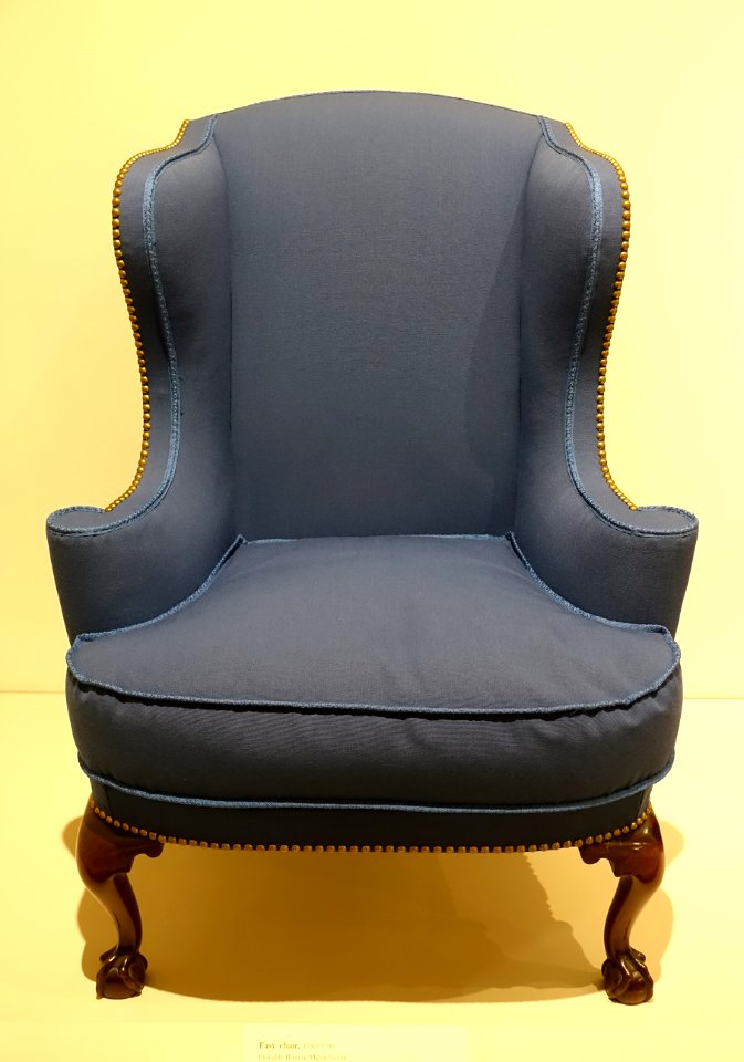 Easy chair, probably Boston, Massachusetts, 1750-1790, mahogany, maple, pine, replacement wool upholstery- Dallas Museum of Art - DSC04896