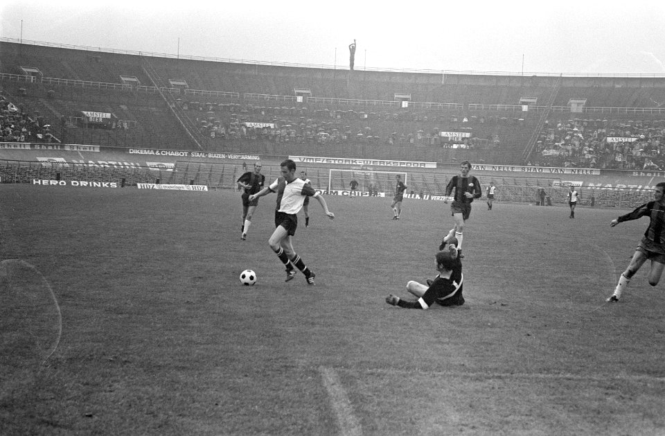 DWS tegen Feijenoord 0-4, Bestanddeelnr 923-8975
