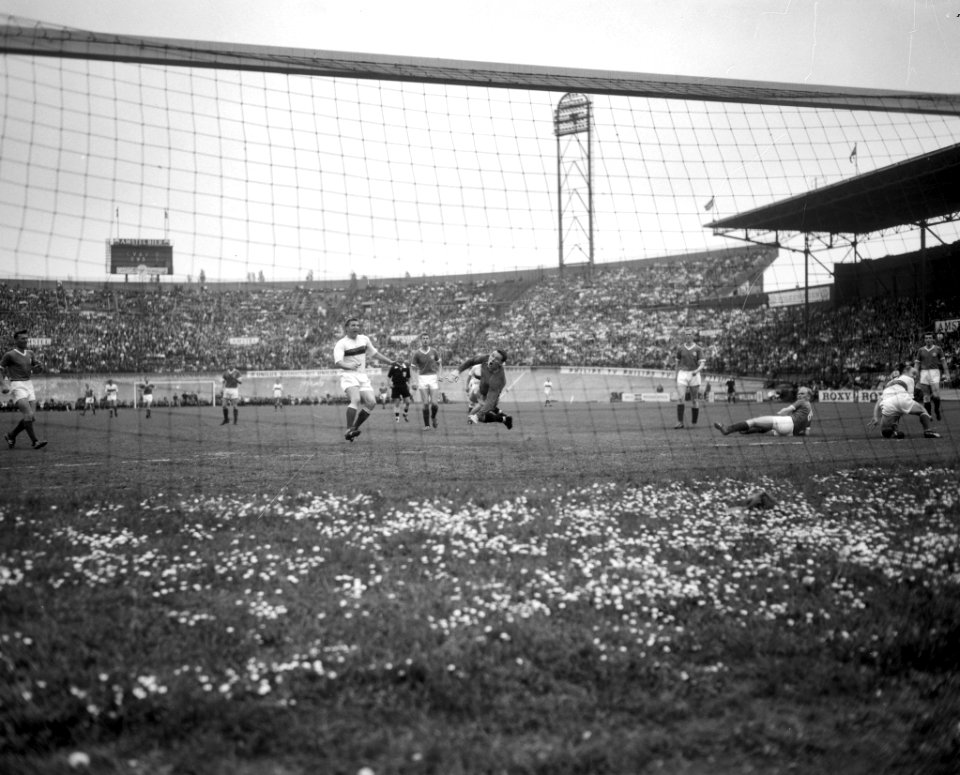 DWS tegen GVAV 3-1, DWS kampioen eredivisie, spelmoment, Bestanddeelnr 916-4424