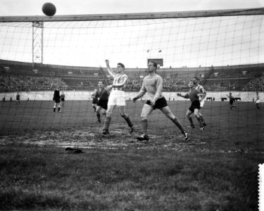 DWSA tegen HOAD 0-0, vlnr Vonhoff, Den Oude , Van de Meys , Onderstal, Hollan, Bestanddeelnr 911-6744