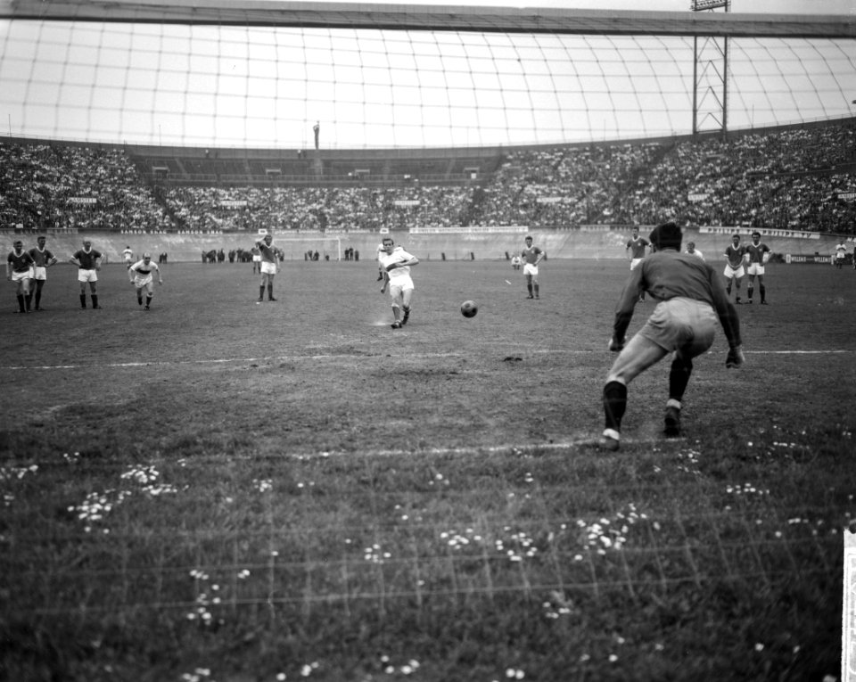 DWS tegen GVAV 3-1, DWS kampioen eredivisie, spelmoment, Bestanddeelnr 916-4423