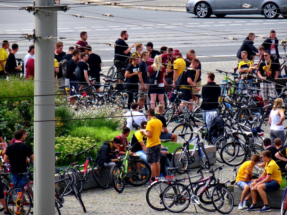 Dynamo Dresden pre match DSC04691