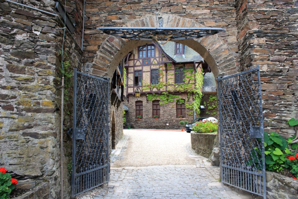 Kochem imperial castle summer