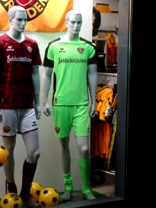 Dynamo Dresden Kit 2016 DSC04671