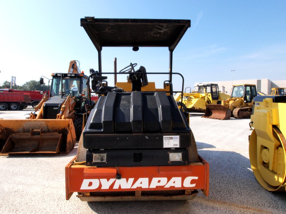 Dynapac CC421 42 Series p2