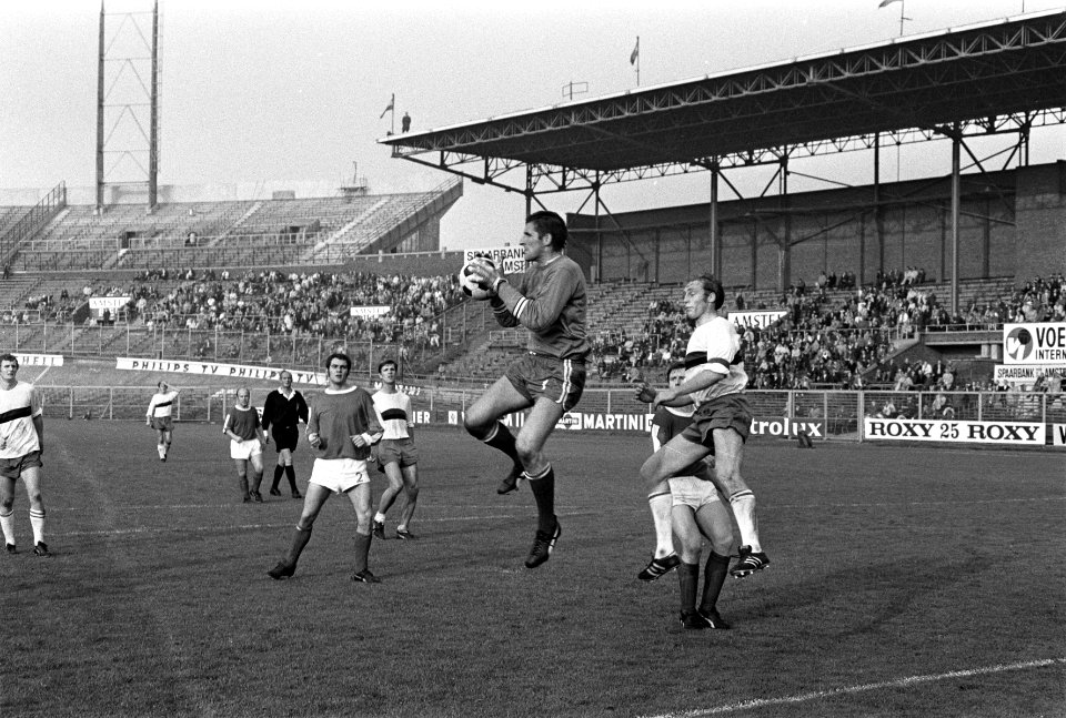 DWS tegen MVV 0-1., Bestanddeelnr 922-8636