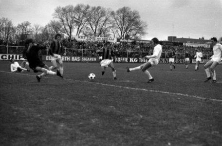 DWS tegen NEC 2-3, Janssens scoort, Bestanddeelnr 925-2319