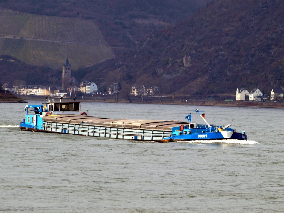 Dunav4, ENI 04005450 at the Rhine river pic3