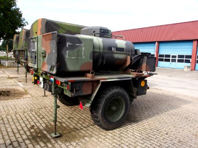 Dutch army trailer bowser pic2