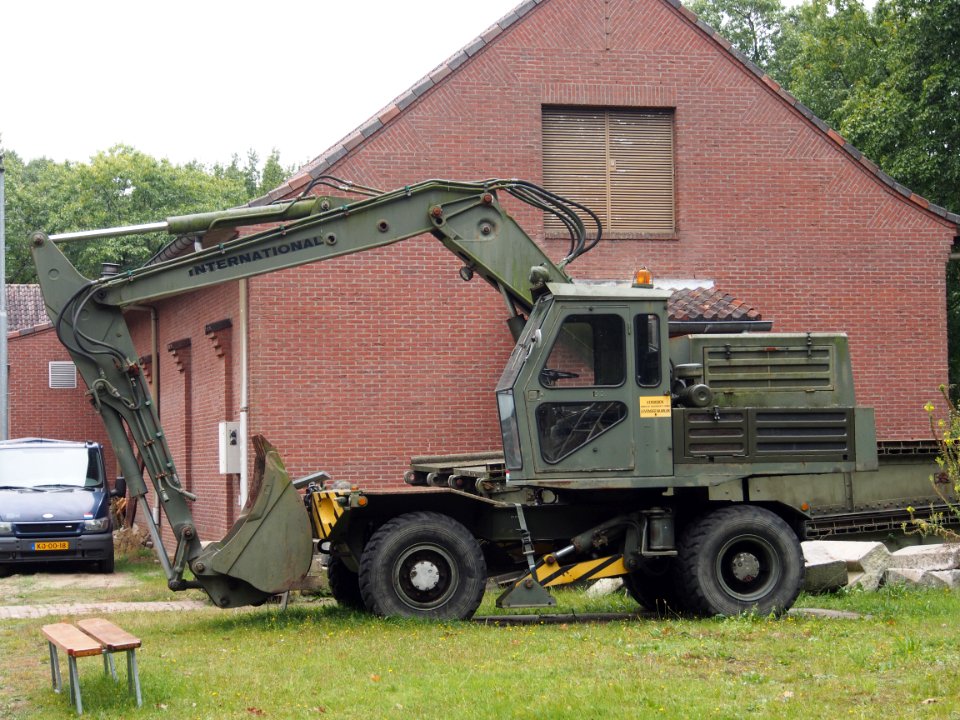 Dutch army International excevator, Geniemuseum Vught, photo 5