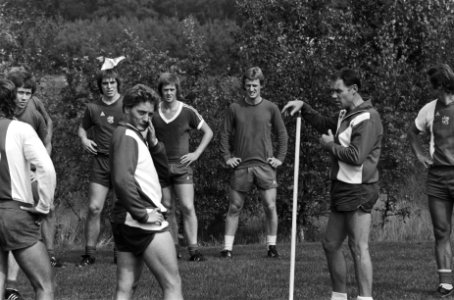 Dusbaba (l), Steffenhagen, Helling en Michels (r), Bestanddeelnr 928-1336