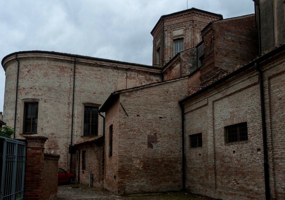 Duomo di Mantova da dietro