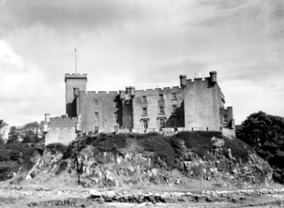 Dunvegan Castle op het eiland Skye, een veertiende eeuws kasteel dat toebehoort , Bestanddeelnr 252-0156