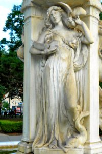 DuPont Fountain figure 3