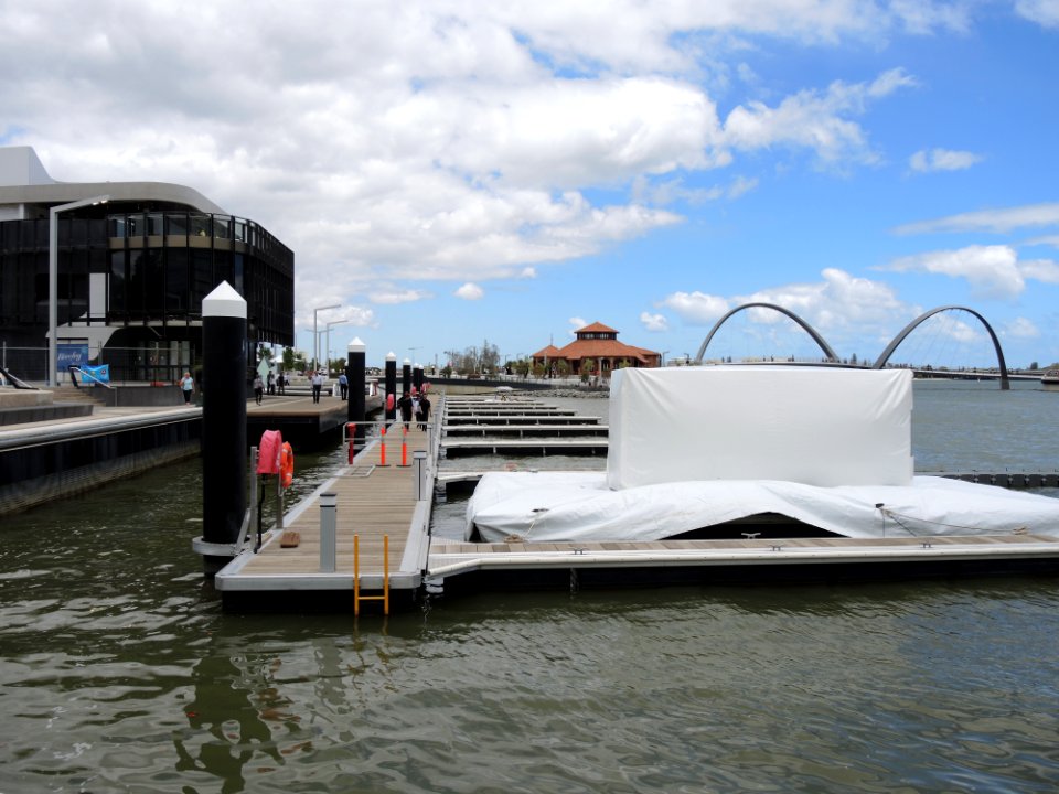 E37 Elizabeth Quay (1Feb2016) 51