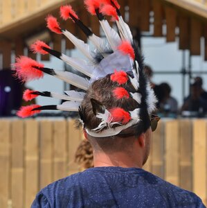 People mask feathers