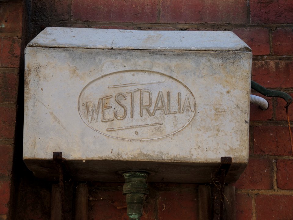 E37 Railway Square precinct, Midland (April 2019) 36
