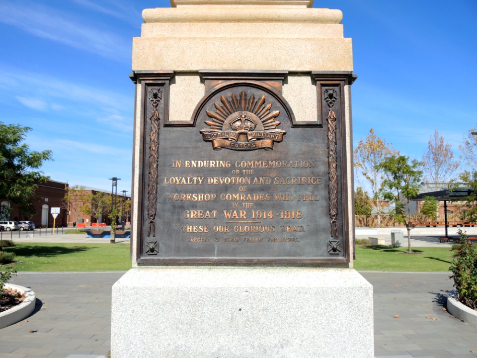E37 Railway Square precinct, Midland (April 2019) 08