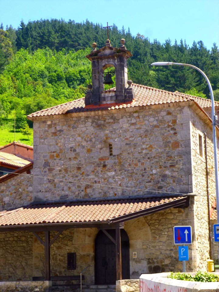Ea - Iglesia de Santa María de Jesús 1