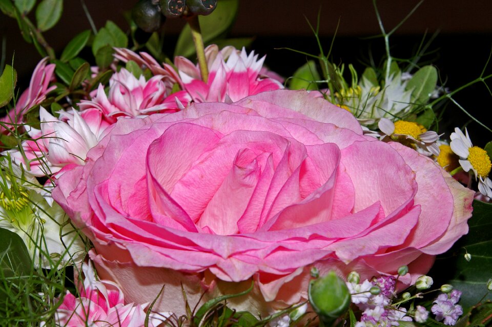 Vase bouquets romance